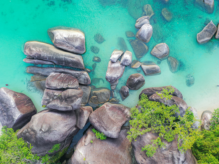 Pesona Keindahan Pantai Tanjung Tinggi