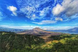 Mengintip Pesona Danau Batur, Wisata Alam Indah di Kintamani Bali