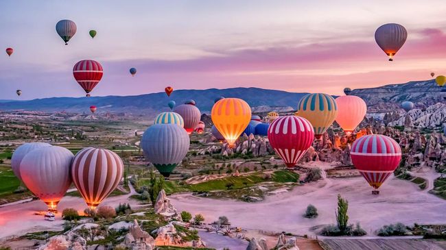 Mengenal Wisata Balon Udara Sangat Populer di Cappadocia