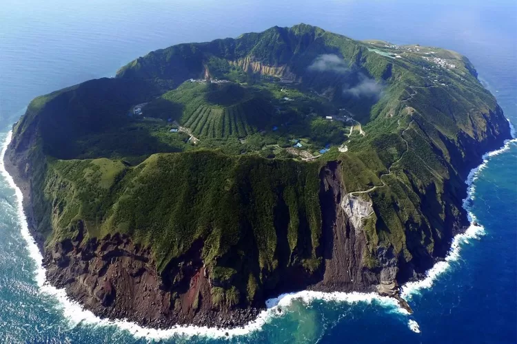 Aogashima: Keajaiban Tersembunyi di Jepang