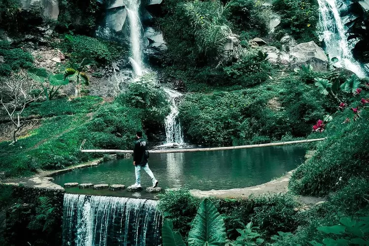 Menciptakan Ketenangan Sejati: Eksplorasi Air Terjun Coban Gadis di Kota Batu, Malang